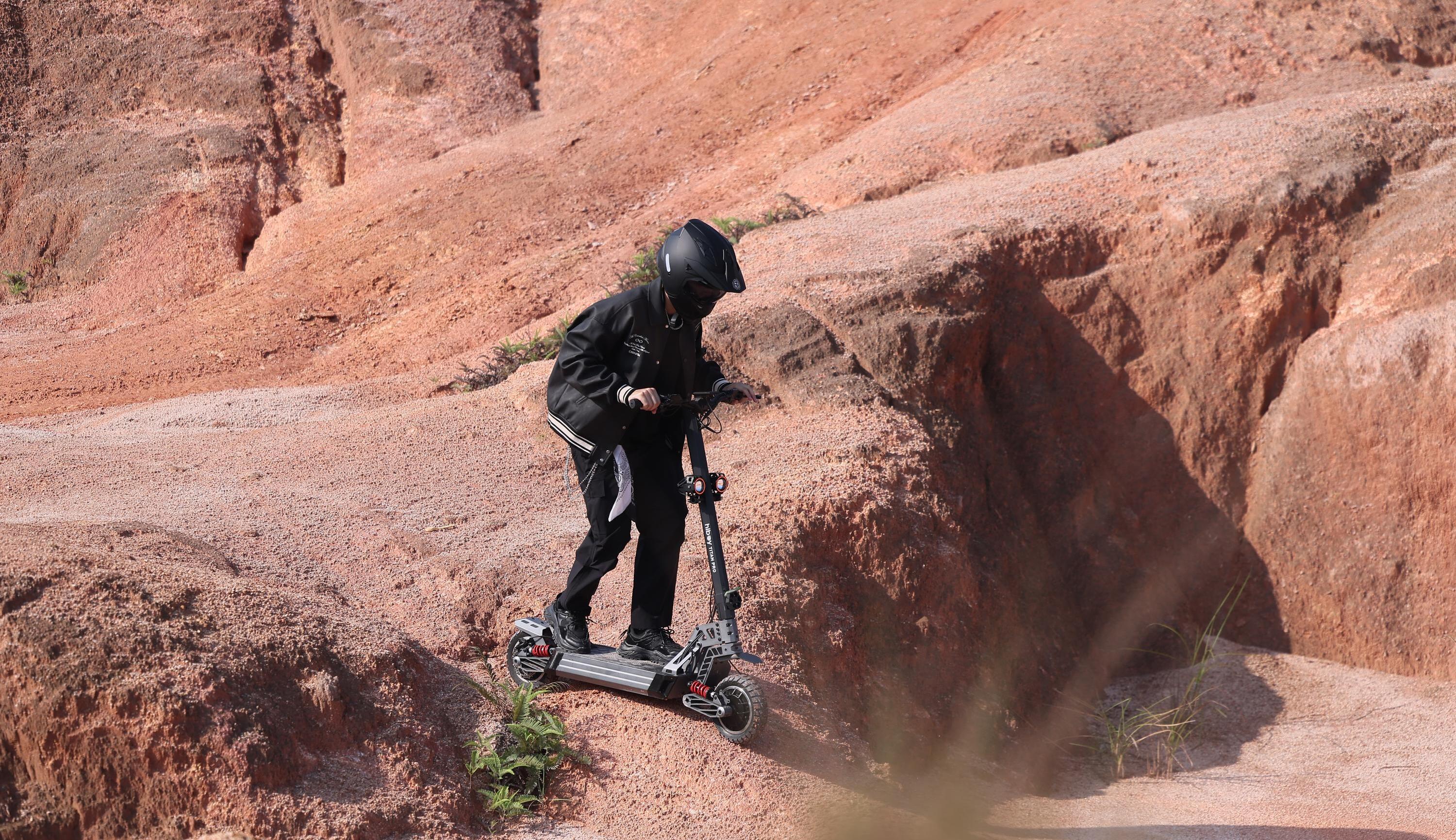 What Makes a Good Off-Road Electric Scooter? Key Features Explained