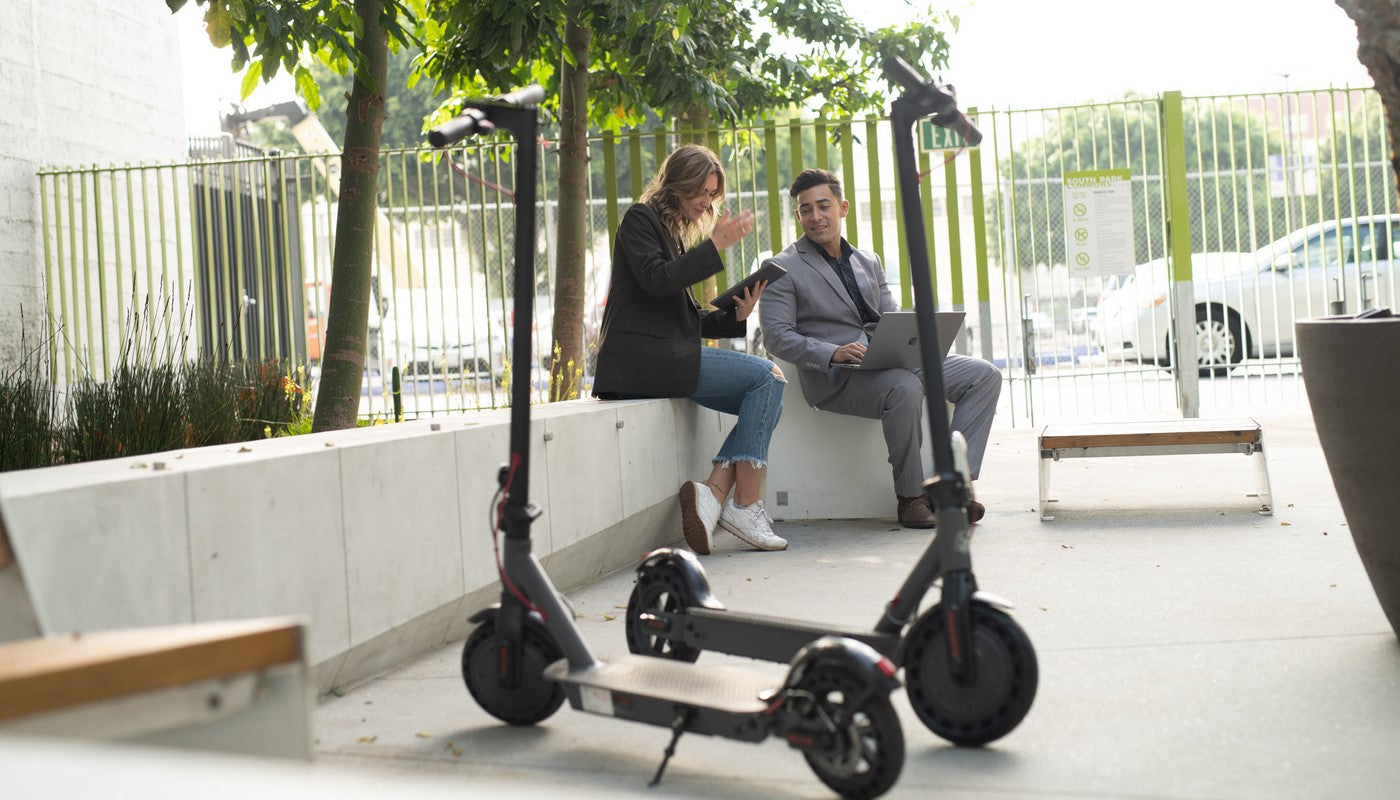 Mastering-the-Art-of-Parking-E-Scooters-Essential-Tips-for-Responsible-and-Considerate-Riders Hiboy