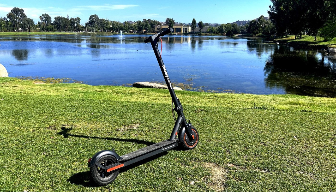 Charging Your Electric Scooter with Solar Power: A Bright Idea