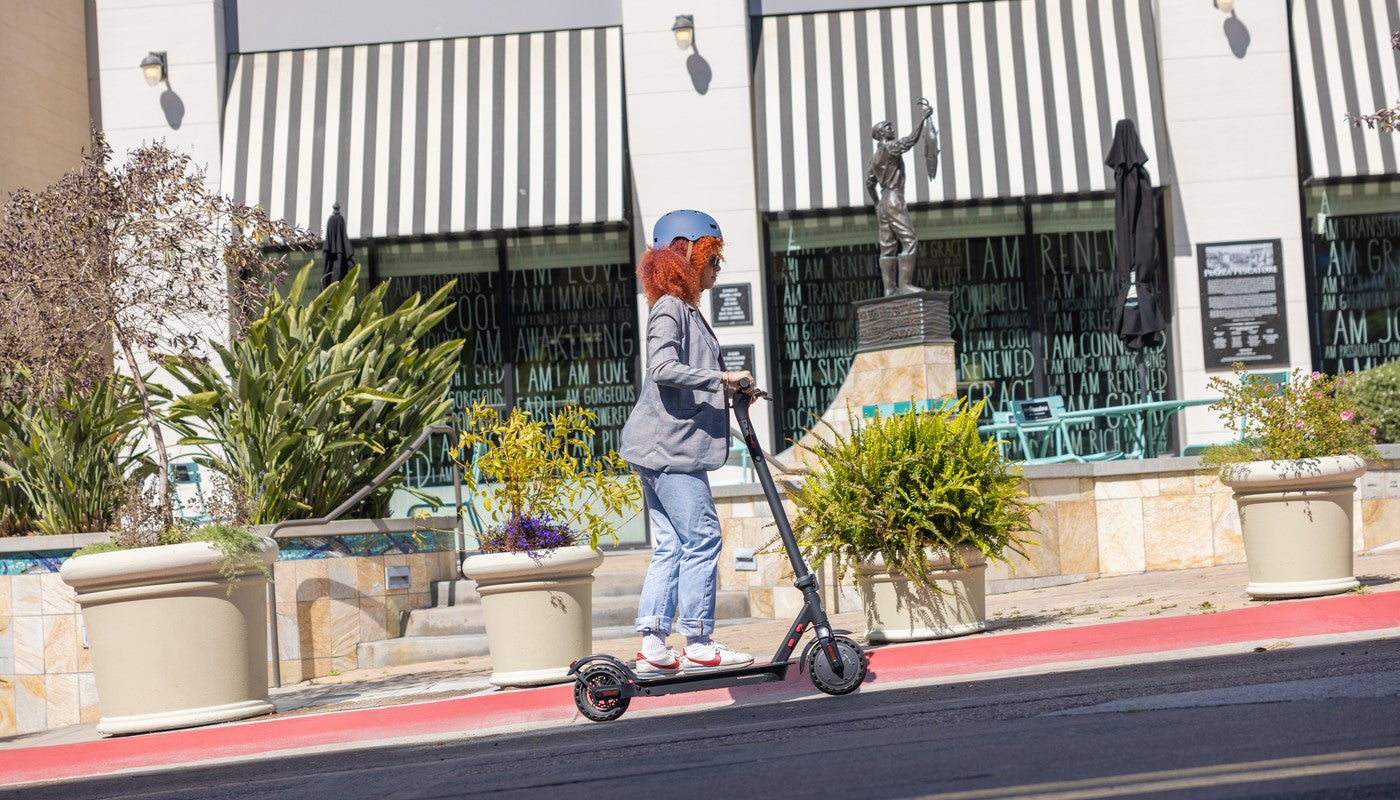 Must-Have Electric Scooter Accessories: Enhancing Safety and Style for Riders